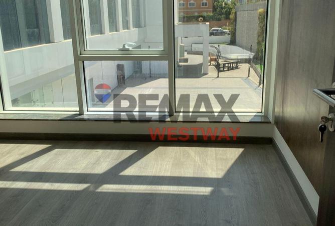 2ObpZDtxpb6 - Property Image 2