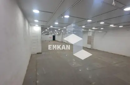 Shop - Studio - 3 Bathrooms for rent in Khesro St. - Helwan El Sharkeya - Helwan - Hay Helwan - Cairo