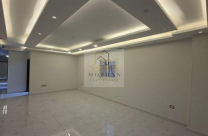 Apartment - 3 Bedrooms - 3 Bathrooms for rent in 10th Sector - Zahraa El Maadi - Hay El Maadi - Cairo