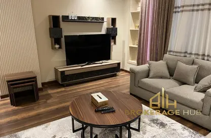Apartment - 1 Bedroom - 1 Bathroom for rent in Palm Hills Village Gate - South Investors Area - New Cairo City - Cairo