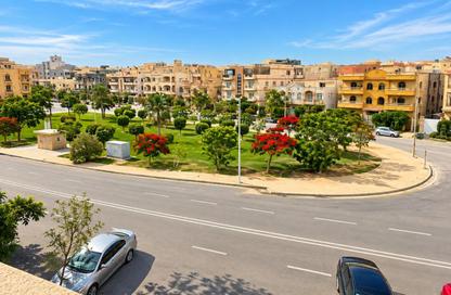 Apartment - 3 - 3 for sale in Doctor Ali Mosharafa St. - Al Narges 6 - Al Narges - New Cairo City - Cairo