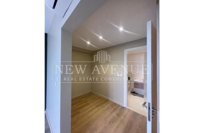 Apartment - 3 Bedrooms - 3 Bathrooms for sale in Fountain Side - Uptown Cairo - Mokattam - Cairo
