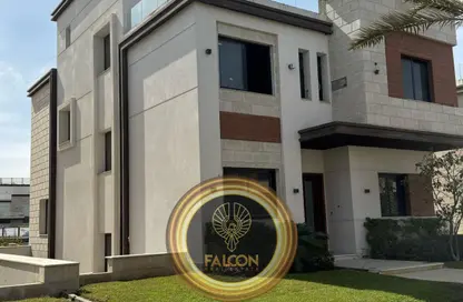 Villa - 4 Bedrooms - 4 Bathrooms for sale in Azzar - 5th Settlement Compounds - The 5th Settlement - New Cairo City - Cairo