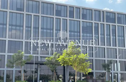 Office Space - 1 Bedroom - 1 Bathroom for rent in Cairo Festival City - North Investors Area - New Cairo City - Cairo
