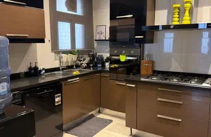 Apartment - 3 Bedrooms - 2 Bathrooms for sale in Palm Hills Village Gate - South Investors Area - New Cairo City - Cairo