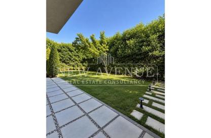 Townhouse - 3 - 3 for sale in Al Burouj Compound - El Shorouk Compounds - Shorouk City - Cairo