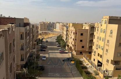 Apartment - 3 Bedrooms - 2 Bathrooms for sale in Gardenia Springs - Ext North Inves Area - New Cairo City - Cairo