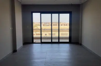 شقة - 3 غرف نوم - 3 حمامات للبيع في فيلدج ويست - كمبوندات الشيخ زايد - الشيخ زايد - الجيزة