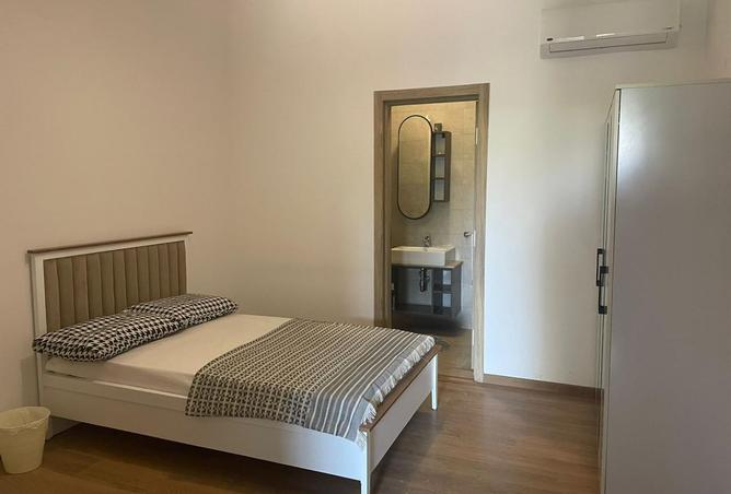 104597031 - Property Image 2