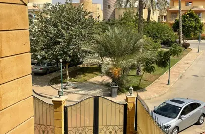 فيلا - 8 غرف نوم - 6 حمامات للبيع في لاروز - كمبوندات التجمع الخامس - التجمع الخامس - مدينة القاهرة الجديدة - القاهرة