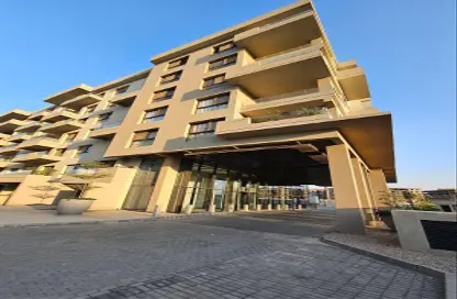 شقة - 4 غرف نوم - 4 حمامات للبيع في كمبوند البروج - كمبوندات الشروق - مدينة الشروق - القاهرة