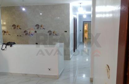 Apartment - 3 Bedrooms - 1 Bathroom for sale in Miami - Hay Awal El Montazah - Alexandria