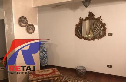 شقة - 3 غرف نوم - 2 حمامات للبيع في ارض الجولف - مصر الجديدة - القاهرة