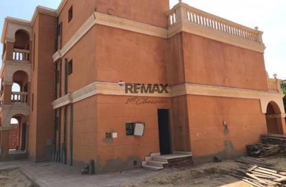 Villa - 5 Bedrooms - 4 Bathrooms for sale in Stella Heliopolis - Cairo - Ismailia Desert Road - Cairo