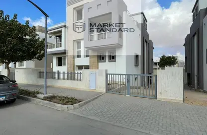 فيلا - 6 غرف نوم - 8 حمامات للبيع في كايرو فيستيفال سيتى - المستثمرين الشمالية - مدينة القاهرة الجديدة - القاهرة