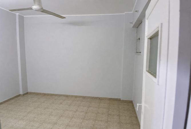 72187318 - Property Main Image