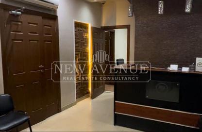 عيادة - استوديو - 2 حمامات للايجار في شارع جامعة الدول العربية - المهندسين - الجيزة