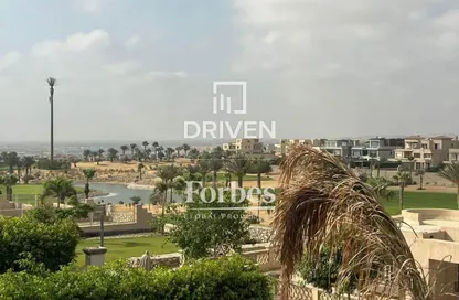 تاون هاوس - 4 غرف نوم - 4 حمامات للبيع في جولف فيوز - طريق مصر اسكندرية الصحراوي - مدينة 6 أكتوبر - الجيزة