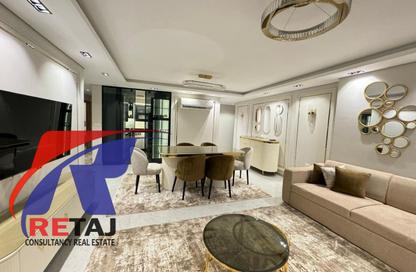 Apartment - 3 Bedrooms - 2 Bathrooms for sale in Anwar Al Mufti St. - 1st Zone - Nasr City - Cairo
