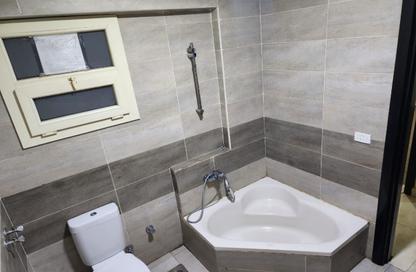 Apartment - 3 Bedrooms - 2 Bathrooms for rent in Abo Al Kasem El Mahdi St. - 7th District - Nasr City - Cairo