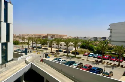 مساحات مكتبية - 6 غرف نوم - 1 حمام للايجار في مول هايد بارك بيزنس - شارع التسعين الجنوبي - التجمع الخامس - مدينة القاهرة الجديدة - القاهرة مساحات مكتبية - 6 غرف نوم - 1 حمام للايجار في مول هايد بارك بيزنس - شارع التسعين الجنوبي - التجمع الخامس - مدينة القاهرة الجديدة - القاهرة