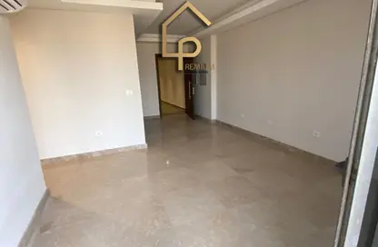 Apartment - 2 Bedrooms - 2 Bathrooms for sale in Village Views - Zed Towers - Sheikh Zayed Compounds - Sheikh Zayed City - Giza