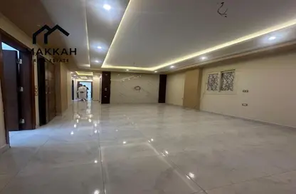 شقة - 3 غرف نوم - 1 حمام للايجار في شارع صلاح سالم - روكسي - مصر الجديدة - القاهرة