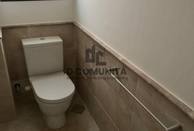 73501650 - Property Image 3