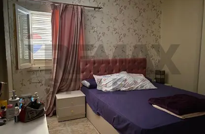 Apartment - 2 Bedrooms - 1 Bathroom for sale in 15 May City - Cairo