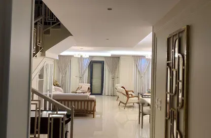 Villa - 4 Bedrooms - 4 Bathrooms for sale in Sodic East - 6th District - New Heliopolis - Cairo