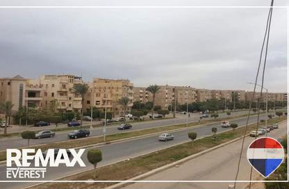 شقة - 3 غرف نوم - 2 حمامات للبيع في الحي الثامن - الشيخ زايد - الجيزة