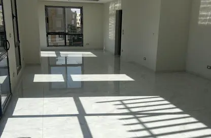 دوبلكس - 4 غرف نوم - 3 حمامات للايجار في ايستاون - كمبوندات التجمع الخامس - التجمع الخامس - مدينة القاهرة الجديدة - القاهرة