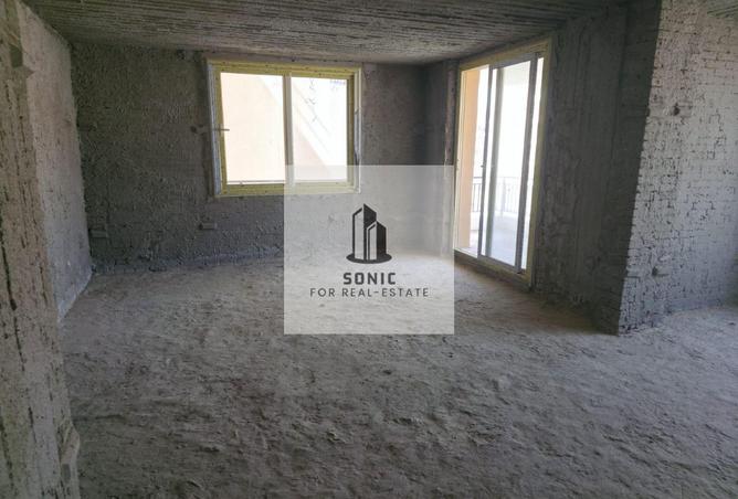 100928262 - Property Image 3