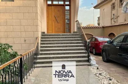 منزل مزدوج - 5 غرف نوم - 5 حمامات للبيع في الحي التاسع - الشيخ زايد - الجيزة