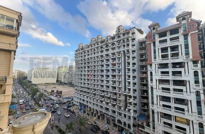 Apartment - 5 Bedrooms - 4 Bathrooms for sale in Smouha - Hay Sharq - Alexandria