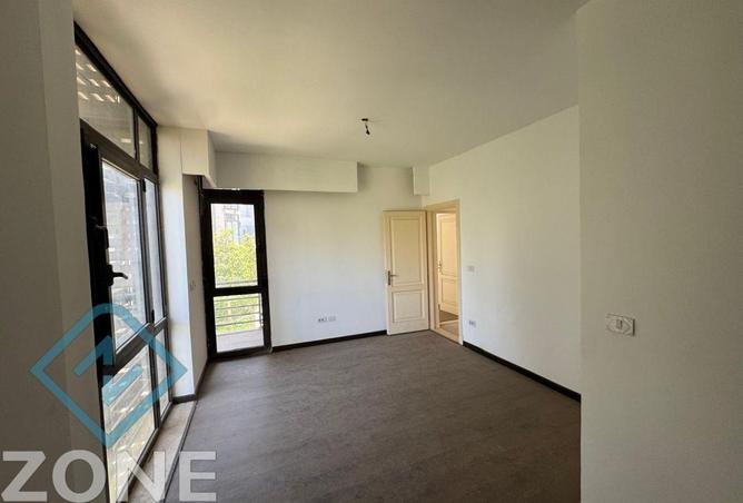 8667001 - Property Main Image