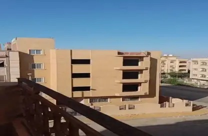 Apartment - 2 Bedrooms - 1 Bathroom for sale in Mohamed Naguib Axis - Abou El Houl - New Cairo City - Cairo