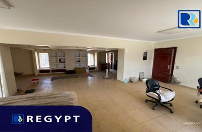Office Space - Studio - 1 Bathroom for rent in Zahraa Al Maadi St. - Degla - Hay El Maadi - Cairo