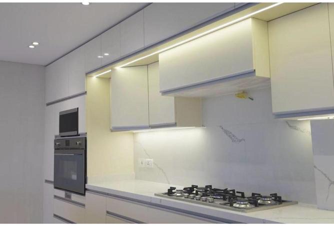 2Orj8Yc07Y8 - Property Image 3