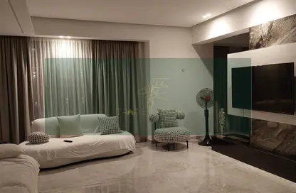 Apartment - 3 Bedrooms - 2 Bathrooms for sale in El Patio Oro - 5th Settlement Compounds - The 5th Settlement - New Cairo City - Cairo