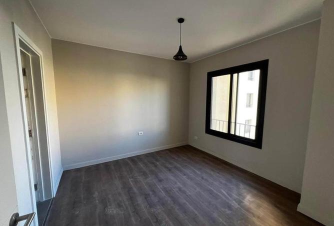 70372228 - صورة العقار 2