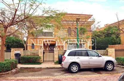 Villa - 3 Bedrooms - 3 Bathrooms for sale in Stone Park - 5th Settlement Compounds - The 5th Settlement - New Cairo City - Cairo