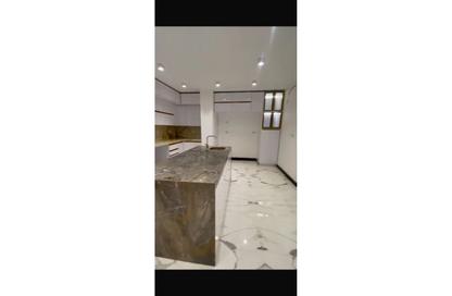 Townhouse - 6 - 7+ for sale in Sheikh Zayed Desert Road - Riviera City - Sheikh Zayed City - Giza