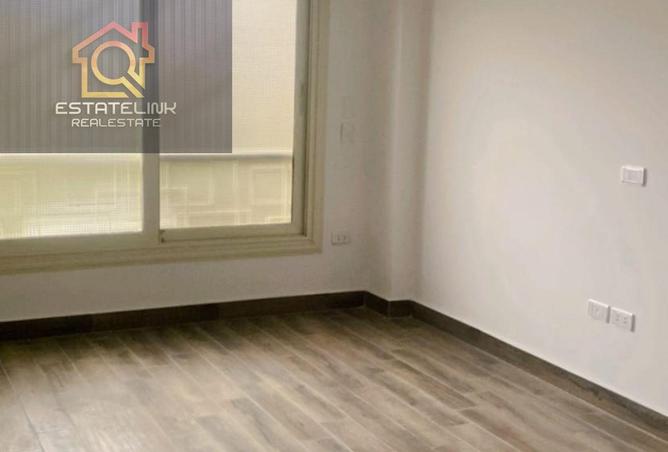 8652906 - Property Image 2