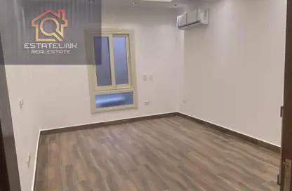 Apartment - 4 Bedrooms - 2 Bathrooms for rent in Durrat Al Qahira - North Investors Area - New Cairo City - Cairo