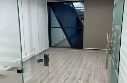 Office Space - 3 Bedrooms - 1 Bathroom for sale in 90 Street - The 5th Settlement - New Cairo City - Cairo