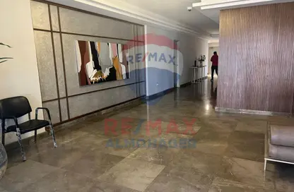 Apartment - 3 Bedrooms - 3 Bathrooms for sale in Park Side Residence - Zed Towers - Sheikh Zayed Compounds - Sheikh Zayed City - Giza