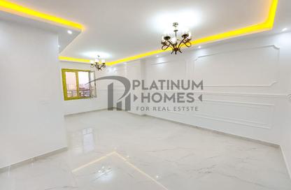 Apartment - 3 Bedrooms - 1 Bathroom for rent in Moharam Bek - Hay Wasat - Alexandria