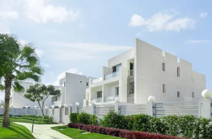 Villa - 4 Bedrooms - 4 Bathrooms for sale in Cleopatra Square - 26th of July Corridor - 6 October City - Giza