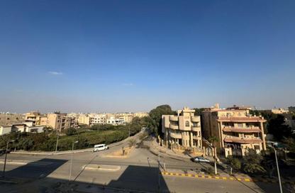 عيادة - استوديو للبيع في شارع مجمع البنوك - شارع التسعين الجنوبي - التجمع الخامس - مدينة القاهرة الجديدة - القاهرة